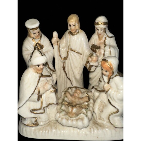 Vintage International Bazaar Nativity Scene Porcelain Gold Trim - Picture 9 of 16